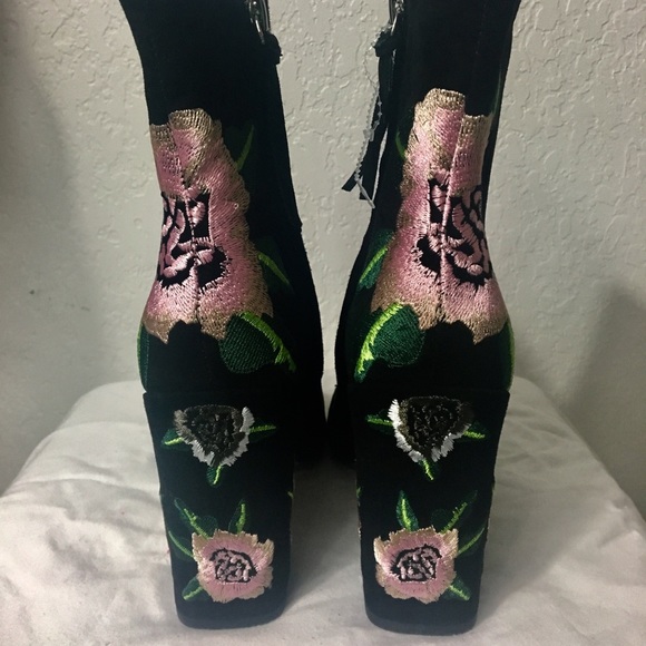 NWT-Rebecca Minkoff/Bryce Embroidery Bootie-Suede - Picture 5 of 8